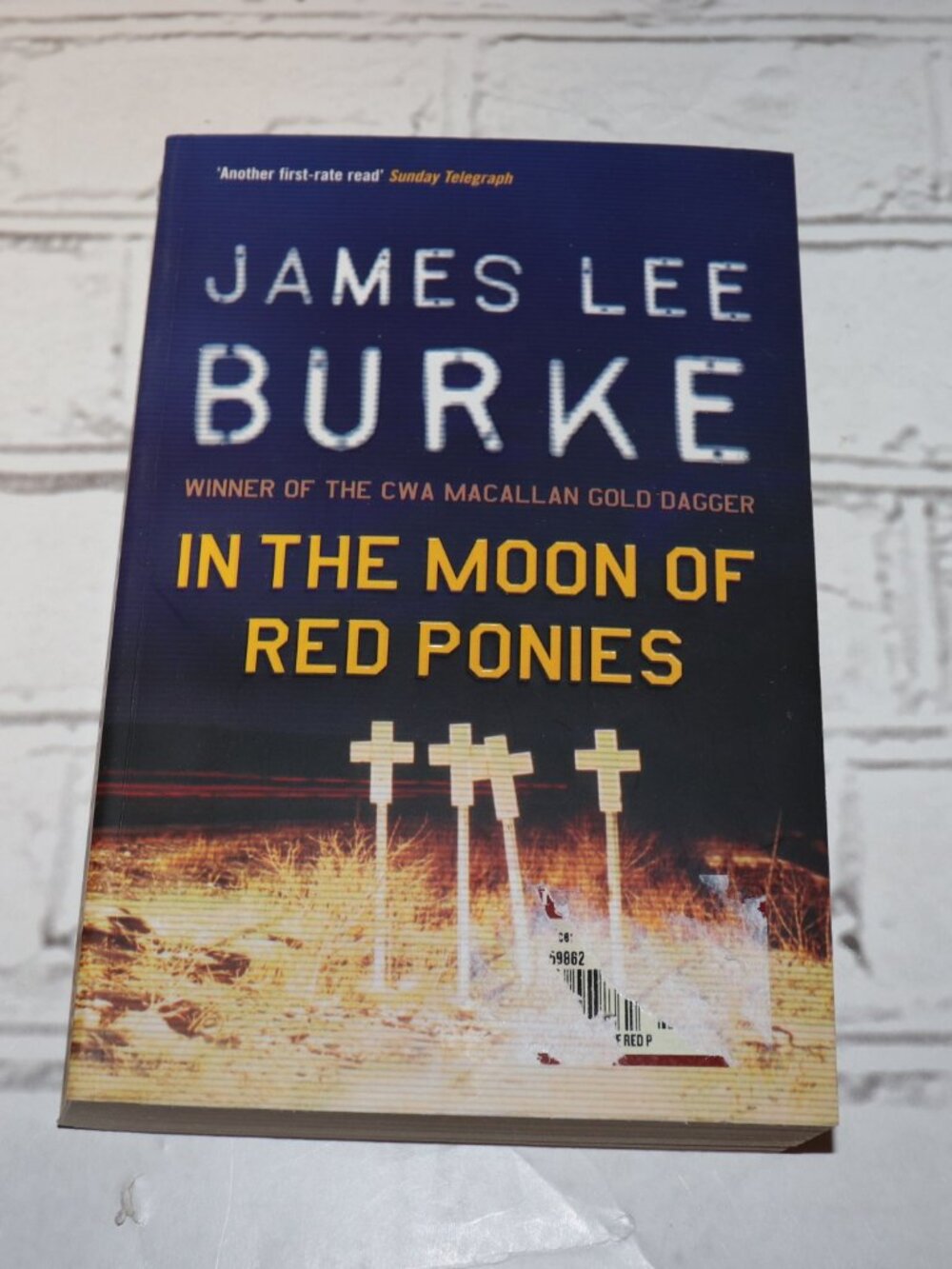 🌾 In the Moon of Red Ponies · James Lee Burke · Paperback